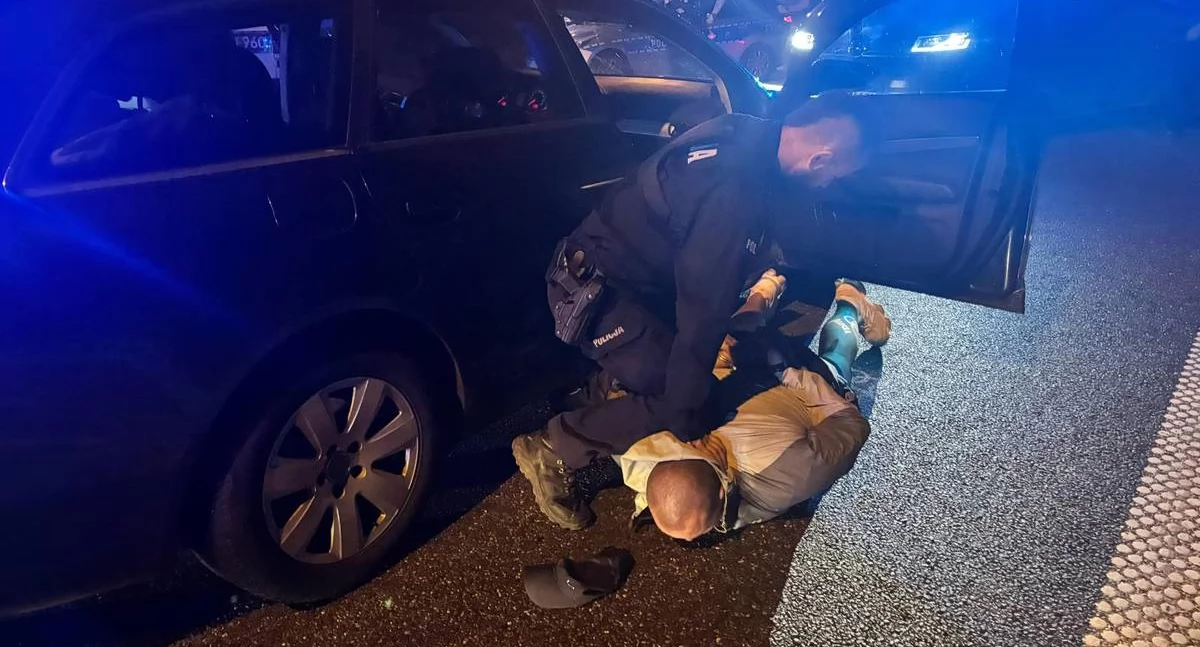Policyjna obława na autostradzie. Rosyjscy mordercy w rękach policji! [VIDEO]