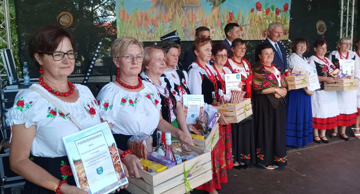 Dożynki gminy Wierzchlas 2025 w Krzeczowie