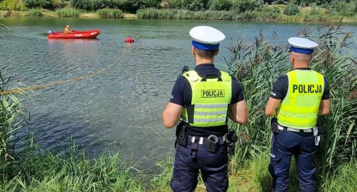 Ćwiczenia nad wodą - służby doskonaliły współpracę w przypadku nagłych zdarzeń