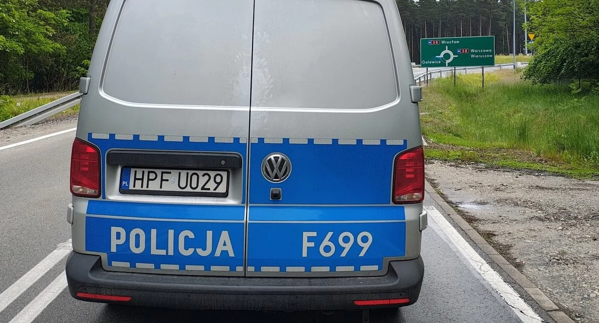 Zadzwonił na policję i powiedział, że zabił ojca. Pijanego 39-latka czekają poważne konsekwencje! 