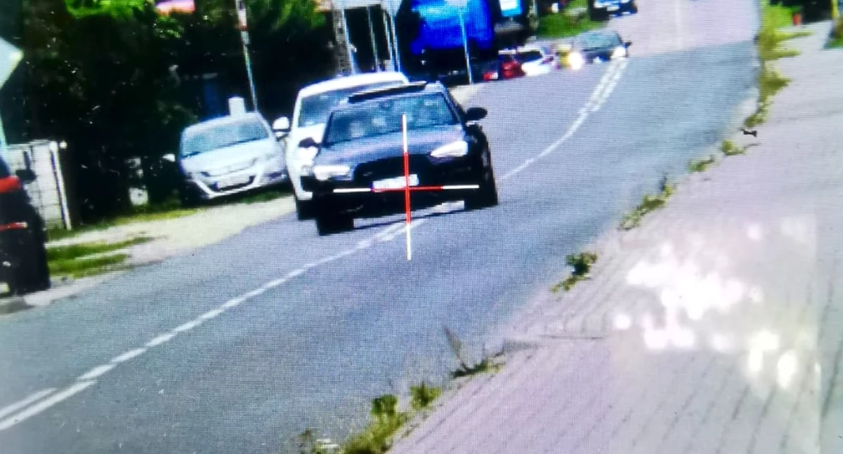 Pędził ponad 120 km/h w obszarze zabudowanym - policja nie miała dla kierowcy taryfy ulgowej