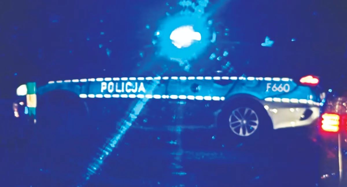 Kto siedział za kierownicą? Policyjny pościg za Porsche przez cztery powiaty