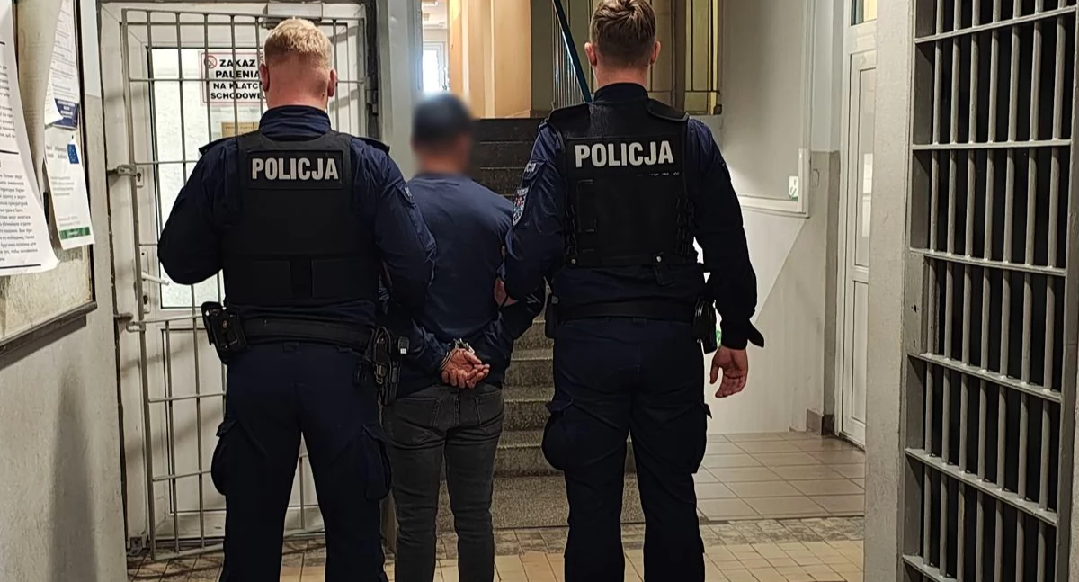 Pijany 37-latek zatrzymany przez świadków - mężczyzna znieważył funkcjonariuszy i zaatakował ich