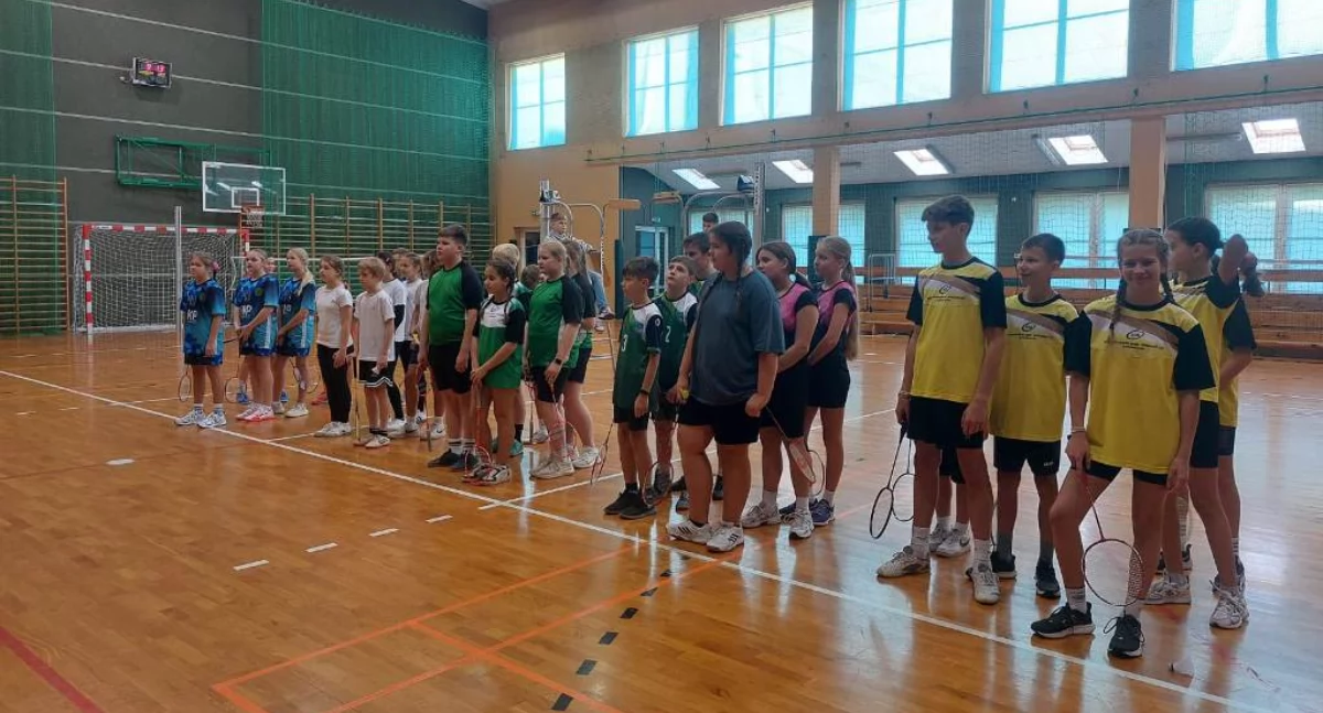 SP Mierzyce i SP Osjaków najlepsi w powiecie.Igrzyska Dzieci w badmintonie