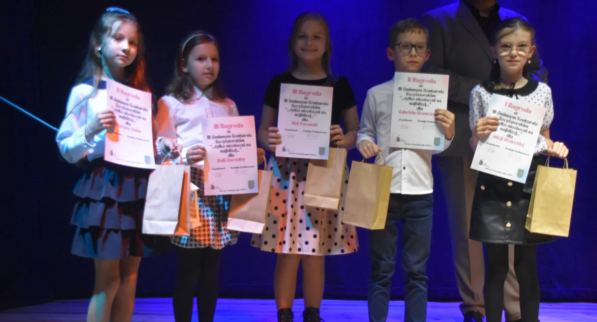 „Tylko nieobecni są najbliżej”: Gala Laureatów III Gminnego Konkursu Recytatorskiego w Ożarowie