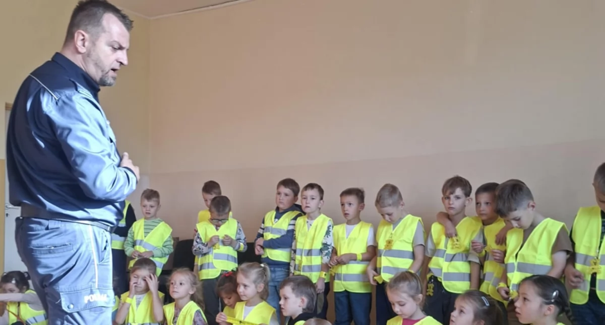 Odblaskowy pierwszak w Sulmierzycach. Najważniejsze jest bezpieczeństwo!