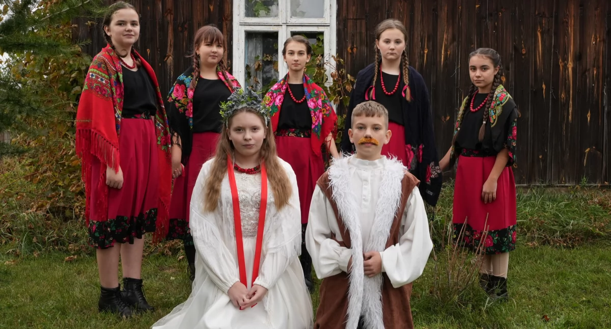 Rozstrzygnięto konkurs fotograficzny „Zatrzymane w kadrze - zdjęcie scenki rodzajowej z Lipiec Reymontowskich”