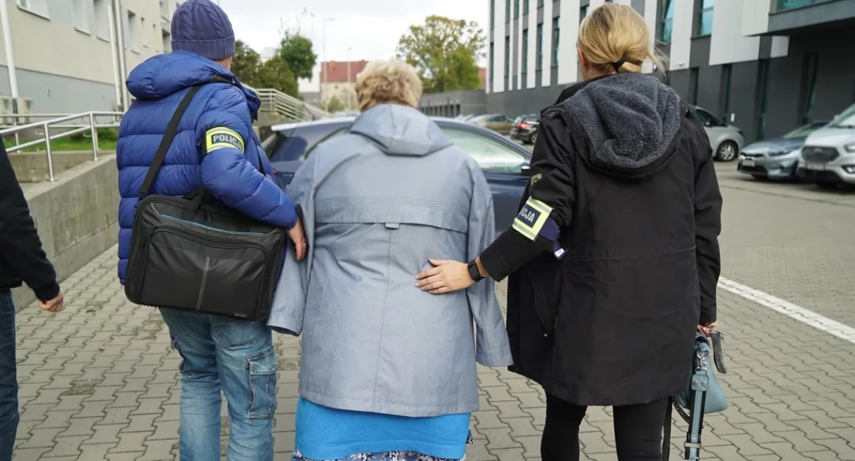„Mafia” w oświacie. Dyrektorki szkół zatrzymane