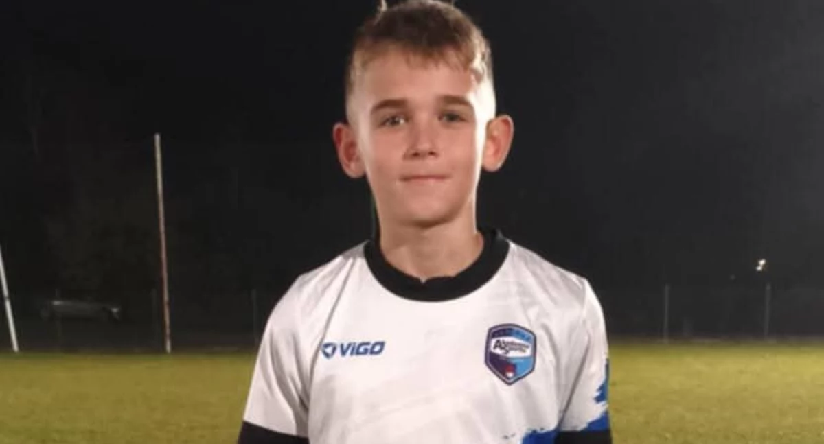 Jakub Bujak jedynym reprezentantem Okręgu Sieradzkiego w kadrze ŁZPN U12. „Drybling, szybkość, rozumienie gry” – chwali trener Krzypkowski