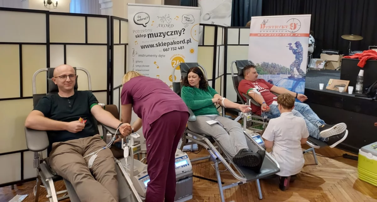 Śnieg nie zatrzymał krwiodawców. Ponad 42 litry krwi zebrano podczas akcji w Wieluniu