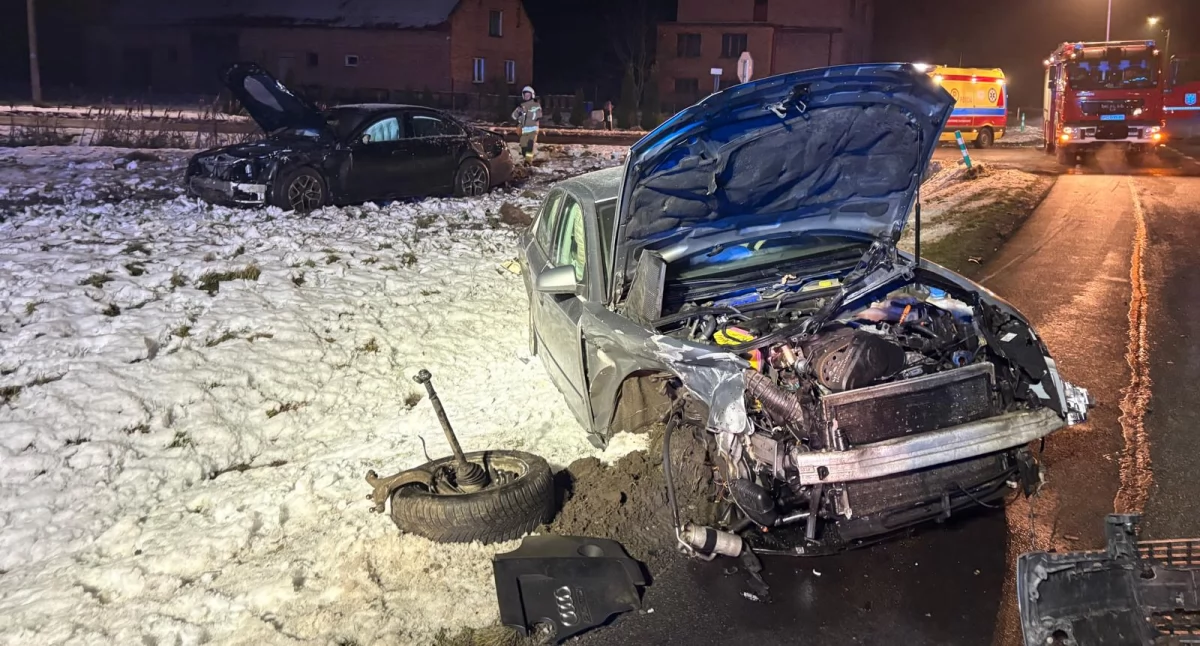 Dwa auta zderzyły się na skrzyżowaniu - sprawczyni wypadku trafiła do szpitala