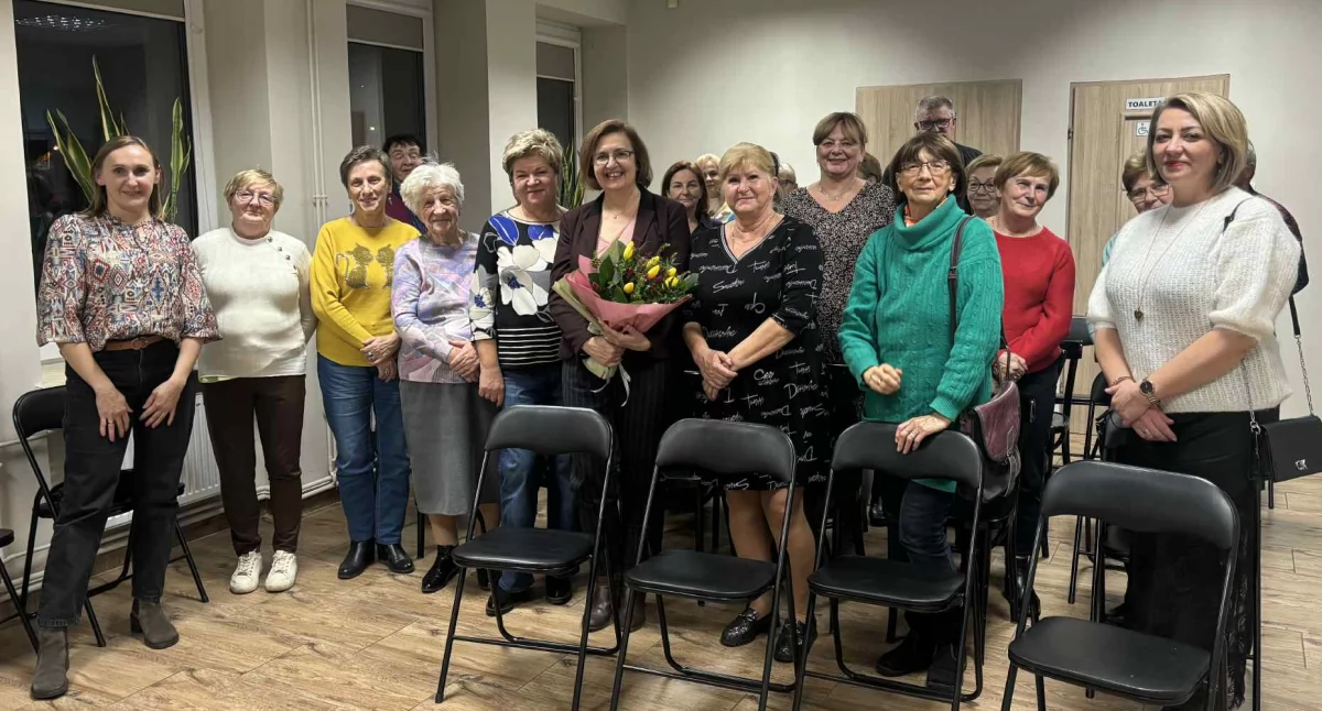 Spotkanie autorskie z Agnieszką Krawczyk - w Działoszynie opowiadała o kulisach pisania książek 