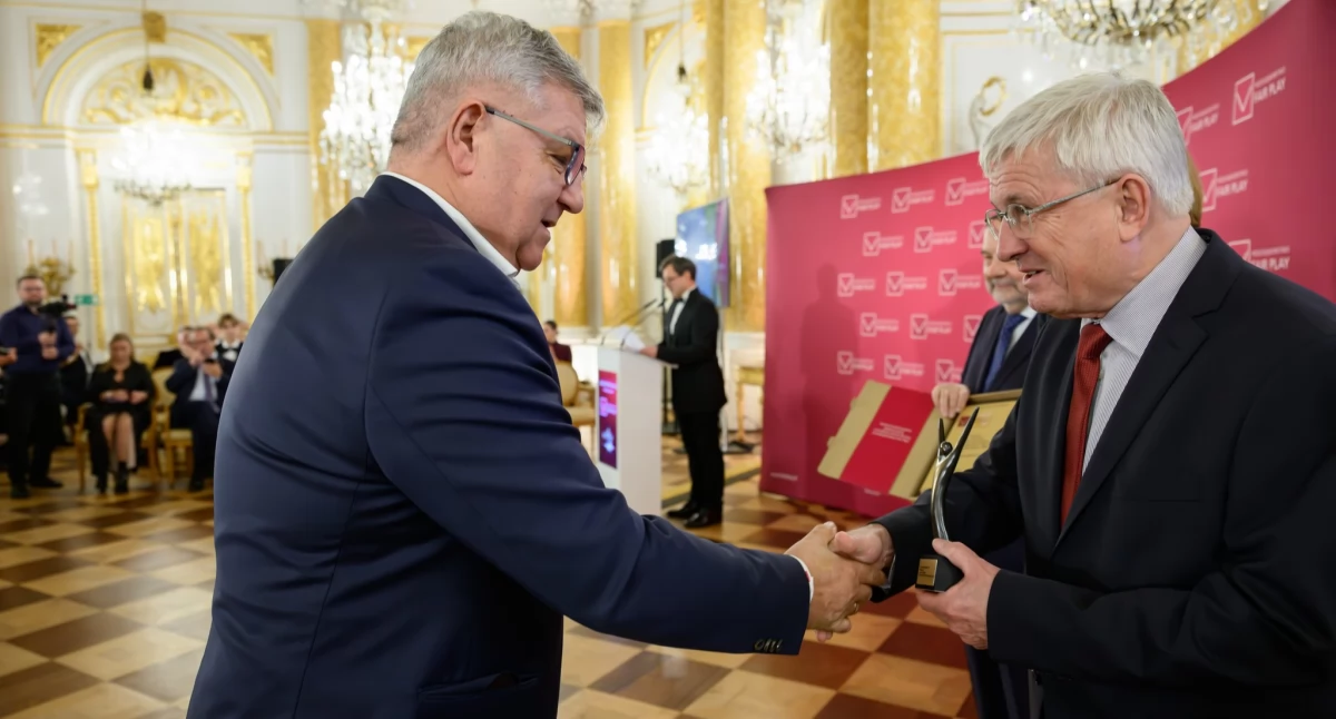 Cementownia Warta S.A. gra fair play i otrzymuje prestiżowe nagrody