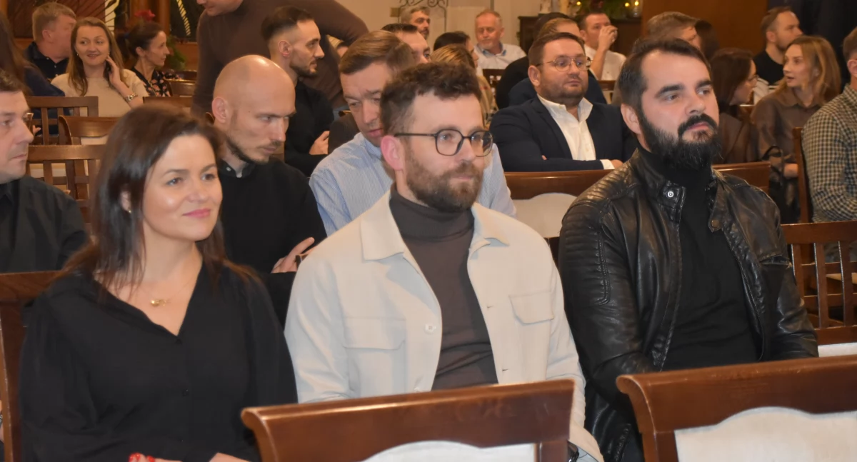 Nowa przestrzeń dla przedsiębiorców w Wieluniu: Spotkanie inauguracyjne Klubu Przedsiębiorców 3789