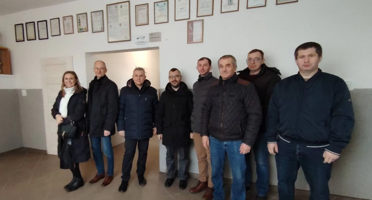 Świetlica wiejska w Dymku zmodernizowana. Mieszkańcy i strażacy zakończyli prace remontowe