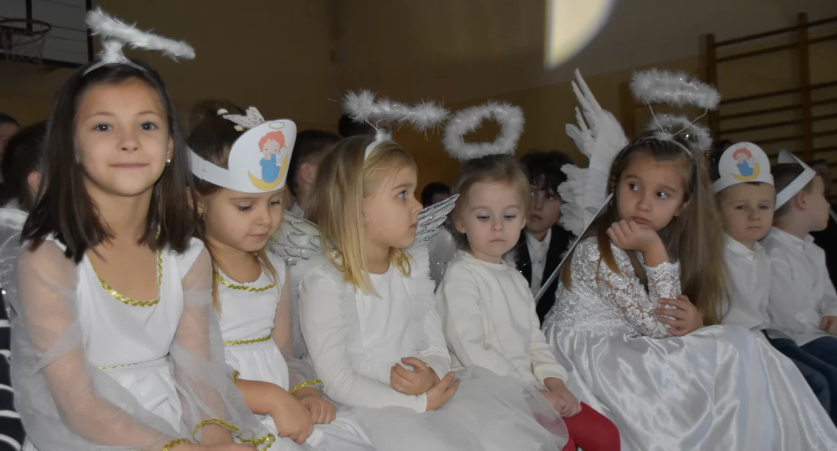 „Dobrze widzi się tylko sercem”: Nietuzinkowe jasełka w Toporowie