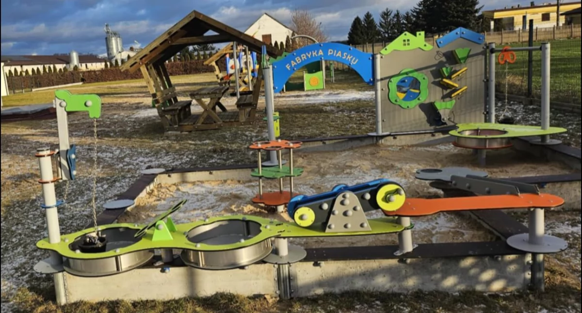 Aktywny plac zabaw dla maluchów w Sulmierzycach