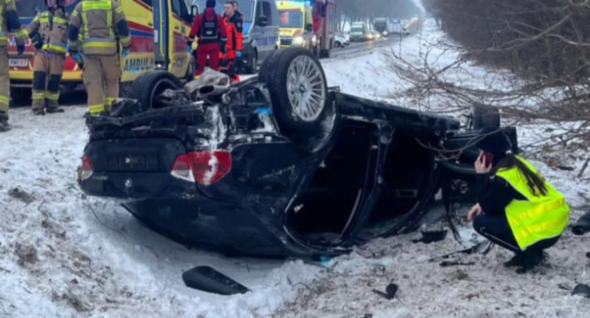 Dachowanie auta na drodze krajowej