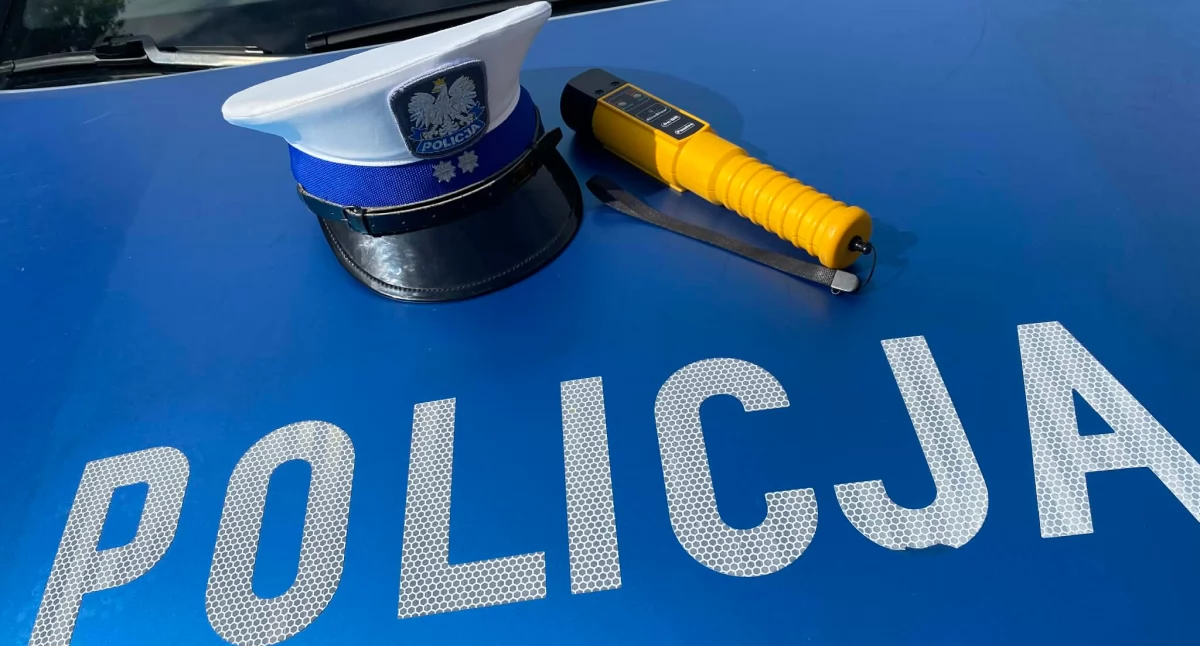 58-latek przyjechał na komendę samochodem - mężczyzna był pod wpływem alkoholu 