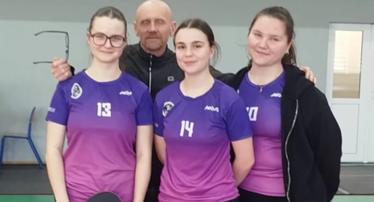 Mistrzynie z I LO bezkonkurencyjne. Pewny awans do finału wojewódzkiego Licealiady w tenisie stołowym