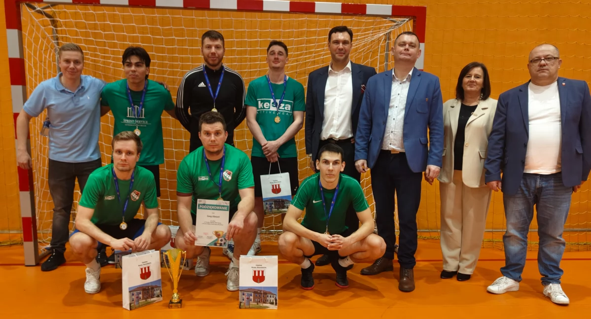 Gang Ulanych najlepszy w gminie Nowa Brzeźnica, w turnieju o Puchar Wójta