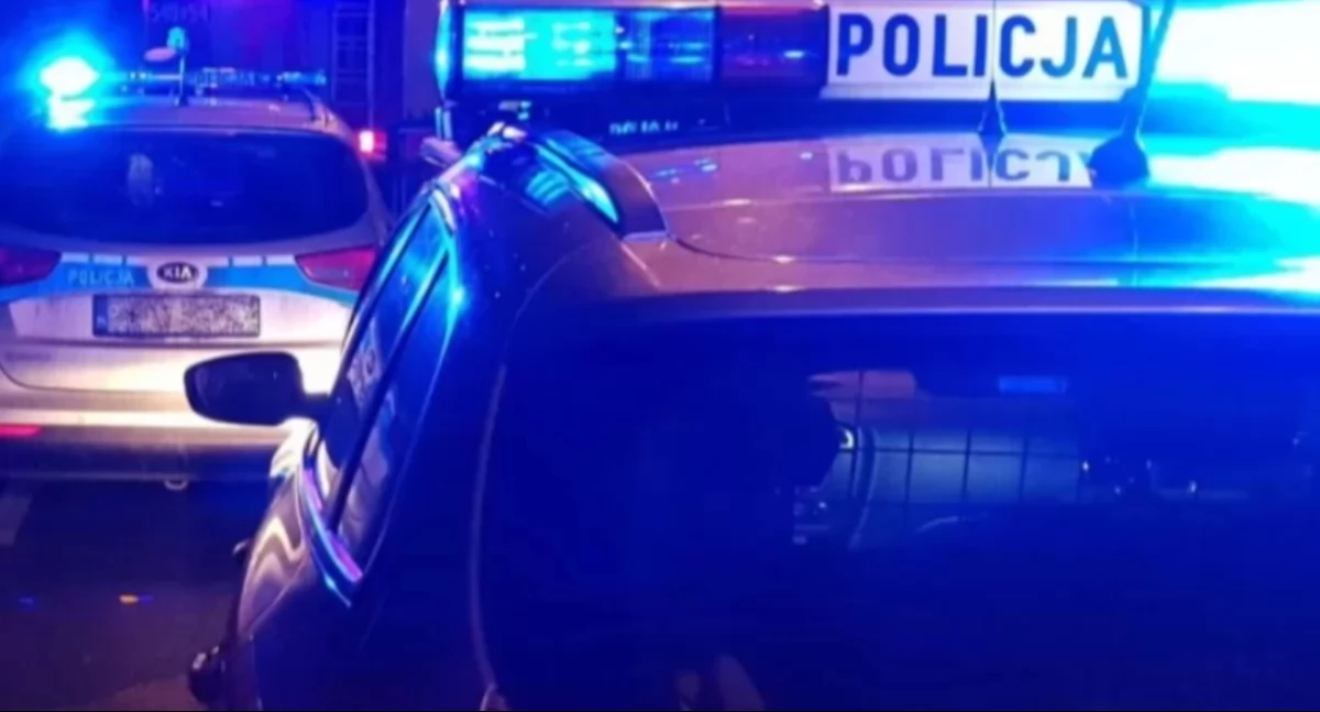 Brutalny napad! Pięciu napastników sforsowało drzwi mieszkania i zaatakowało mężczyznę ostrym narzędziem