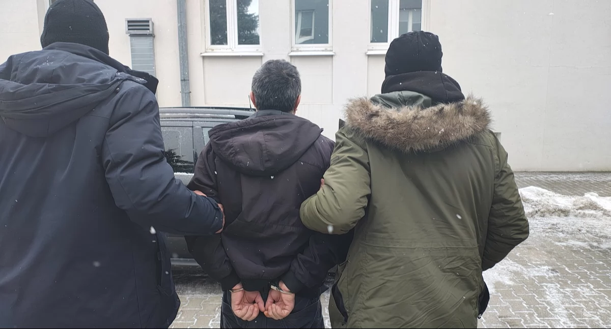 Zaatakował nożem swojego znajomego - okazało się, że działał w warunkach recydywy