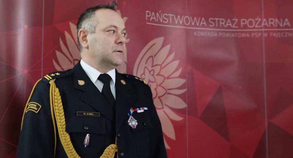 Uroczyste pożegnanie komendanta powiatowego Państwowej Straży Pożarnej w Pajęcznie