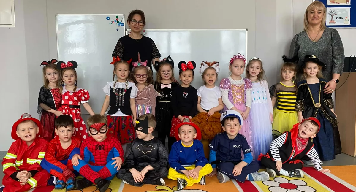 Księżniczki, Spidermany i dinozaury: Karnawałowe szaleństwo w Publicznym Przedszkolu nr 2 w Wieluniu