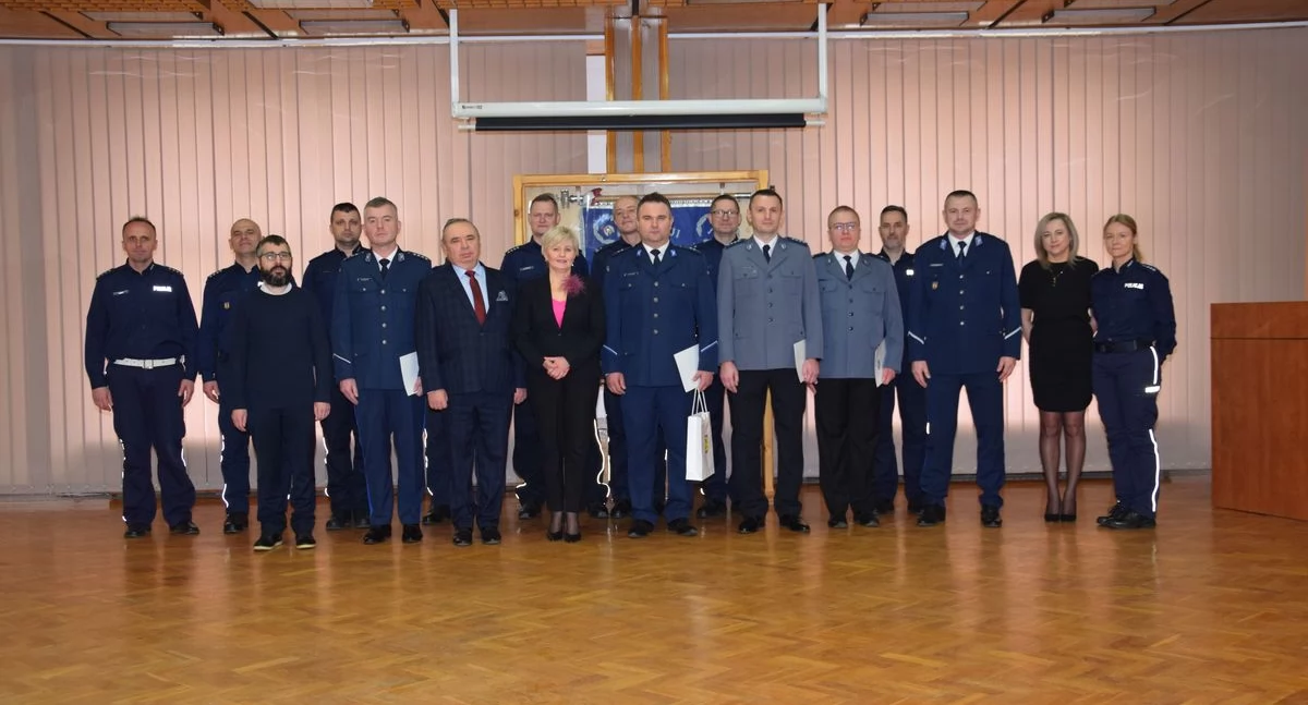 Nowi komendanci w Białej i Osjakowie. Uroczyste nominacje w Wieluniu