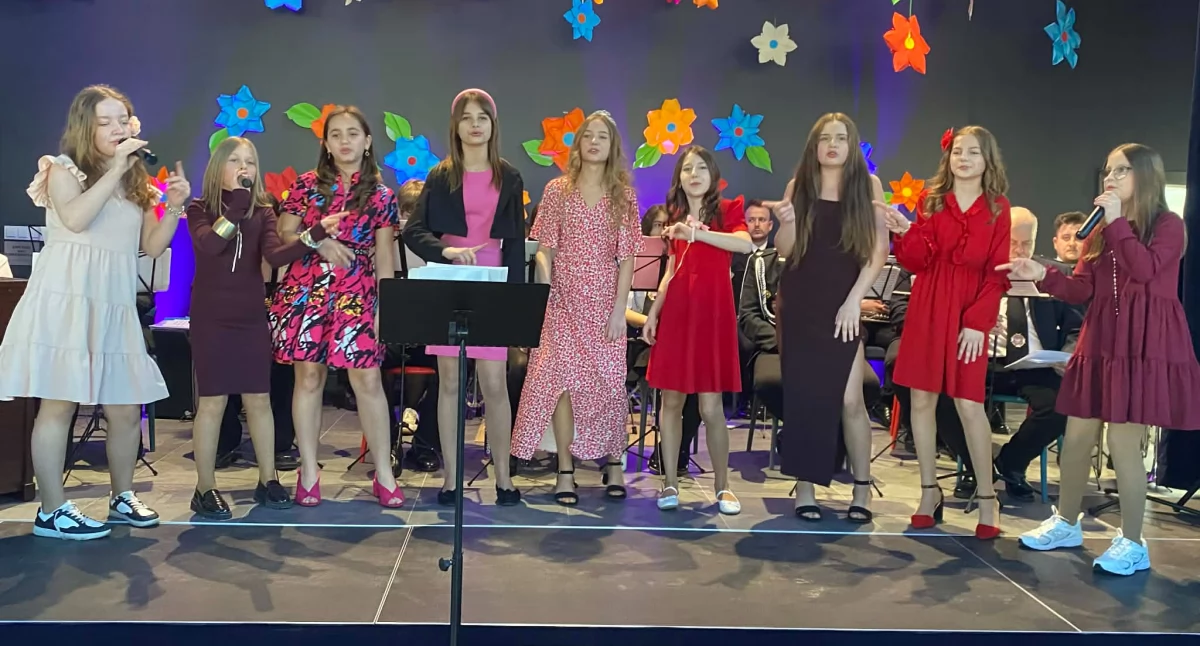Charytatywny koncert „Ona i On” w Wierzchlesie: Nie zabrakło wzruszeń i wielkich serc