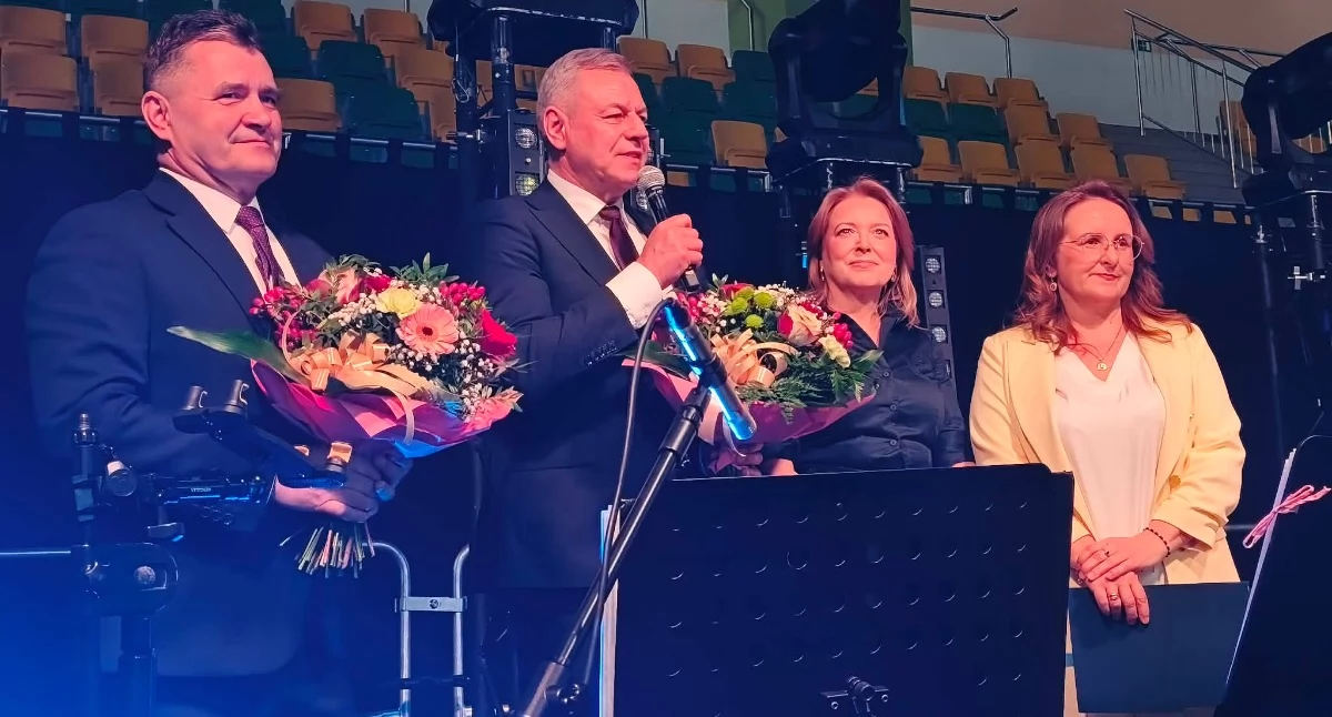 Gminny Dzień Kobiet w Rząśni z Rafałem Brzozowskim