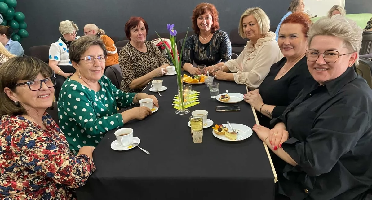 Konopnica świętowała Dzień Kobiet: Recital, sztuka i słodkie niespodzianki