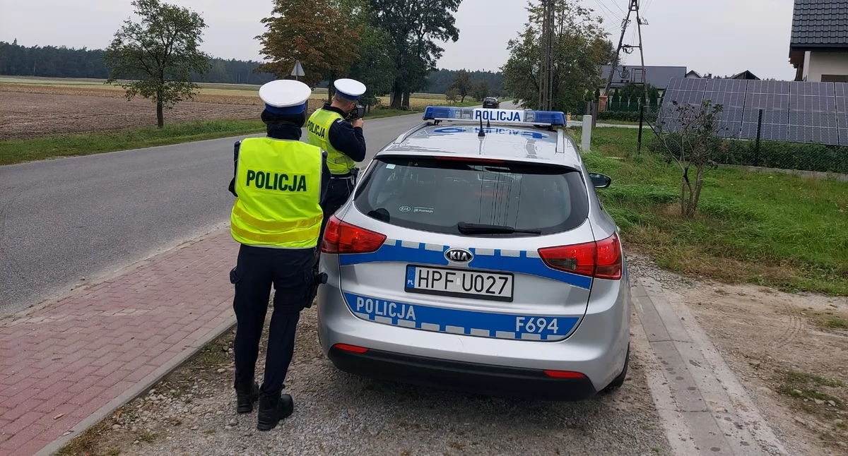Policyjne kontrole na drogach w powiecie wieruszowskim - odnotowano ponad 50 wykroczeń 