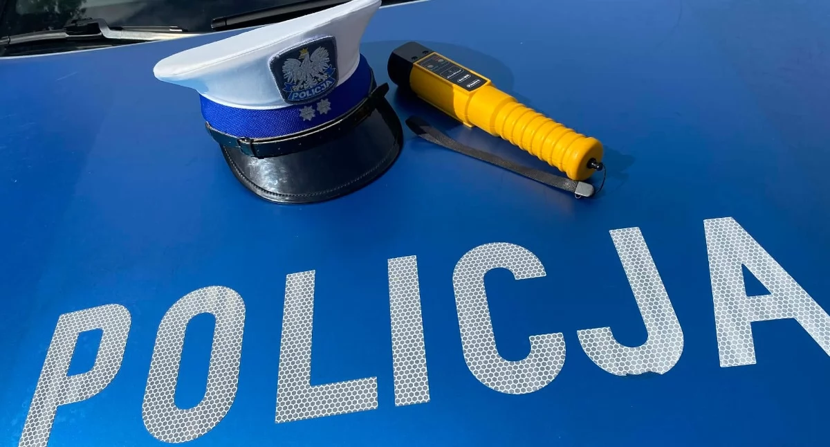 76-latek uderzył w tył ciężarówki i uciekł - mężczyzna był pijany