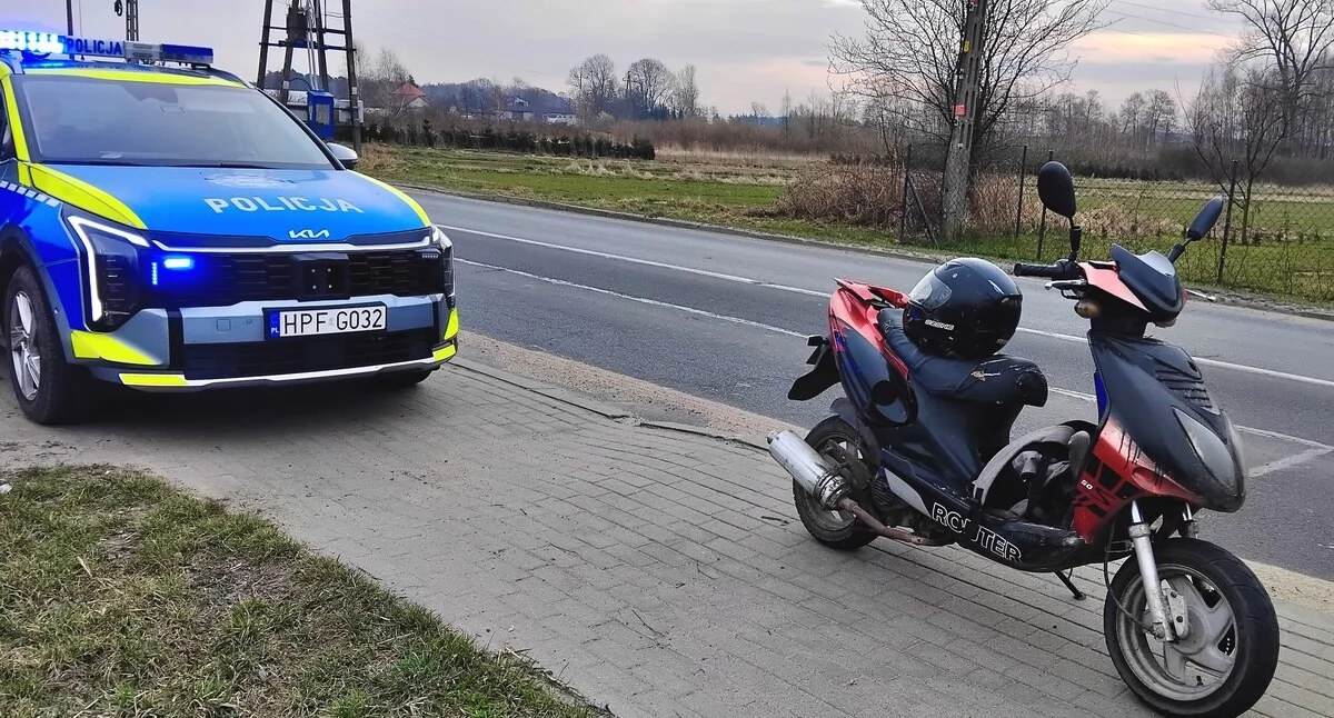 Jechał skuterem bez prawa jazdy i przeglądu. Nastolatek ukarany! 