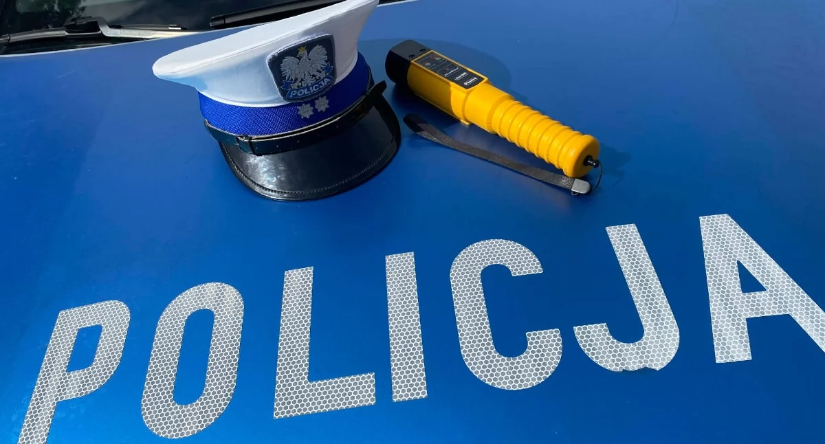 Kompletnie pijany wsiadł za kierownicę! Dalszą jazdę uniemożliwił mu świadek 