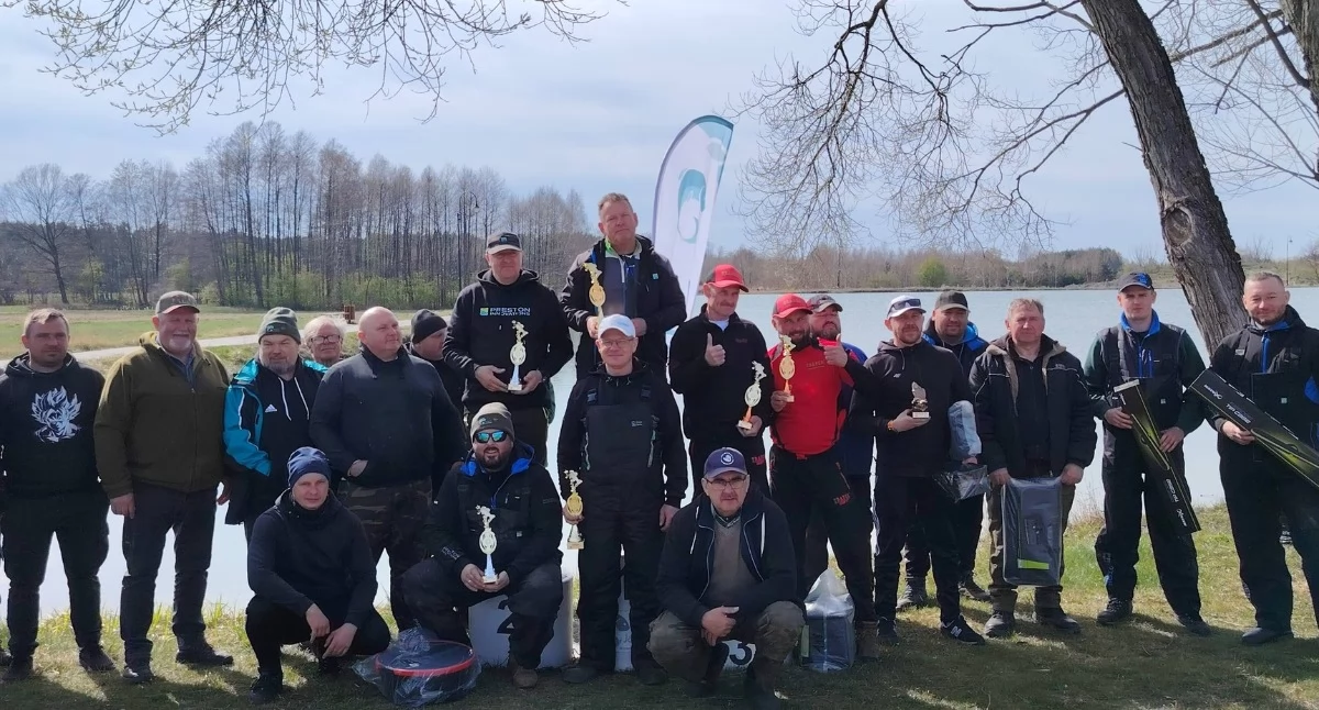 Leszcze, pstrągi, jazie: Zawody feederowe w Sulmierzycach 