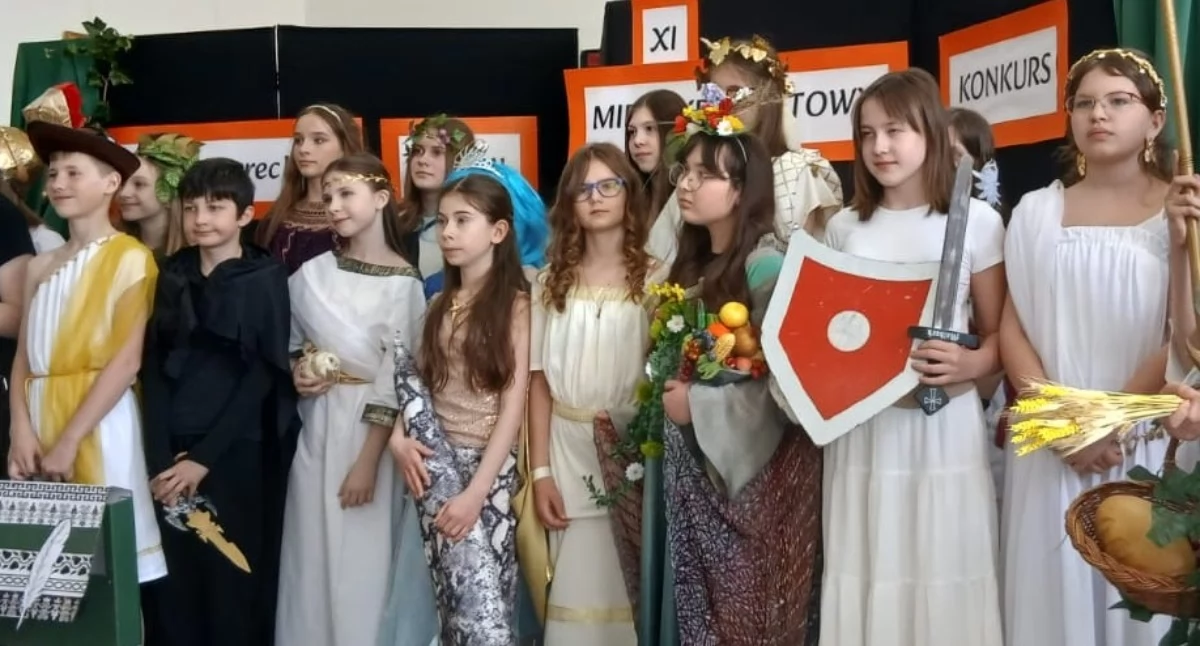 W świecie greckich bogów: Sukces uczennic z Wydrzyna w XI Międzypowiatowym Konkursie Mitologicznym