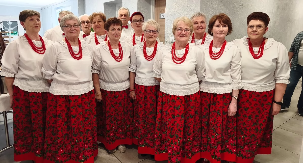 Skomlin śpiewał dla Ojczyzny: Patriotyczne pieśni i łzy wzruszenia