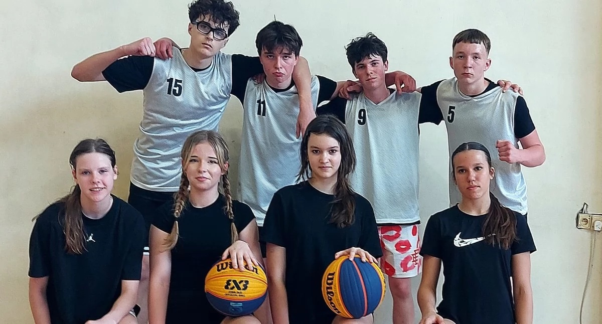 Sukces wieluńskich drużyn w koszykówce 3x3 - męska i żeńska ekipa rywalizowała w wojewódzkim finale