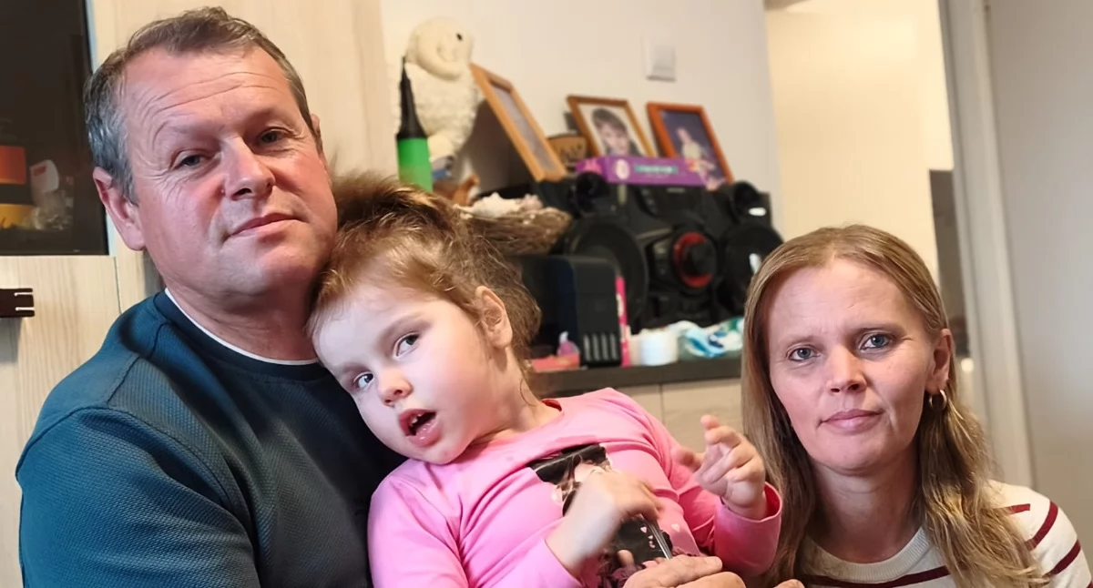 Nieuleczalna choroba atakuje ze wszystkich stron. Mała Lena Wrzosek z Wielunia potrzebuje pomocy
