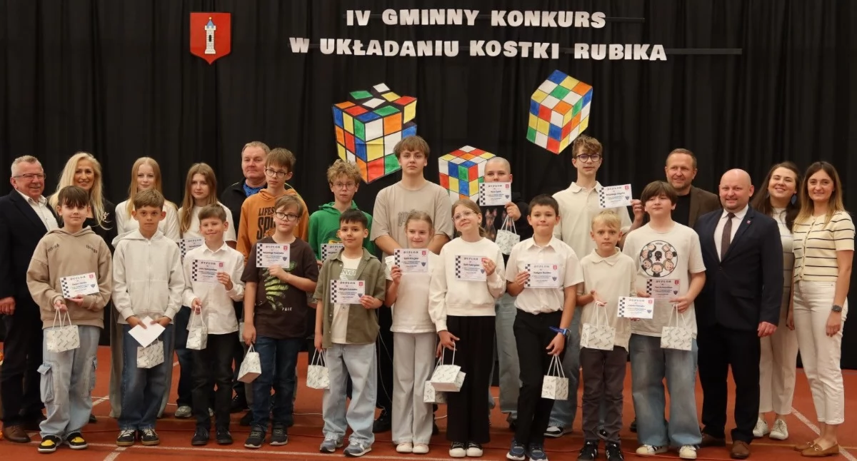 Młodzi mistrzowie kostki Rubika rywalizowali w Kurowie