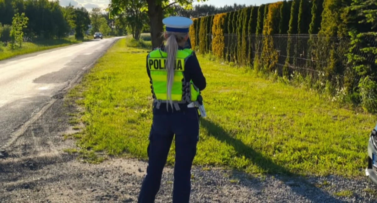 Sprawdzali kierowców na drogach powiatu - część z nich złamała przepisy drogowe