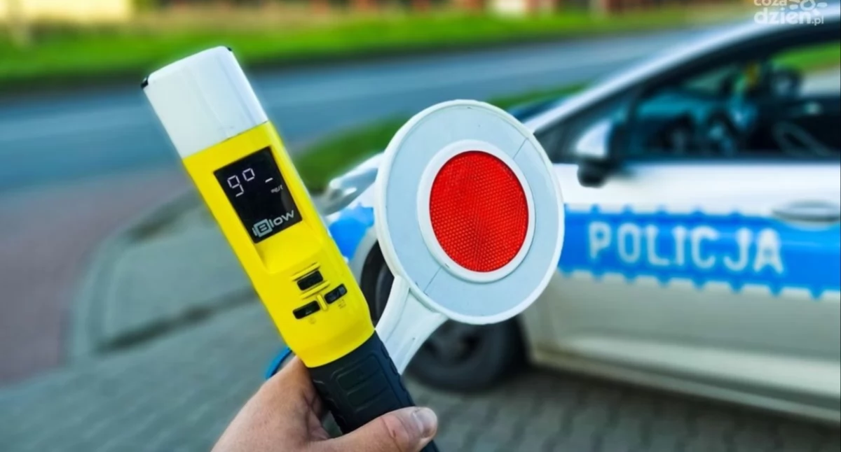 Jechał całą szerokością drogi. Kierowca BMW miał prawie 2 promile alkoholu w organizmie