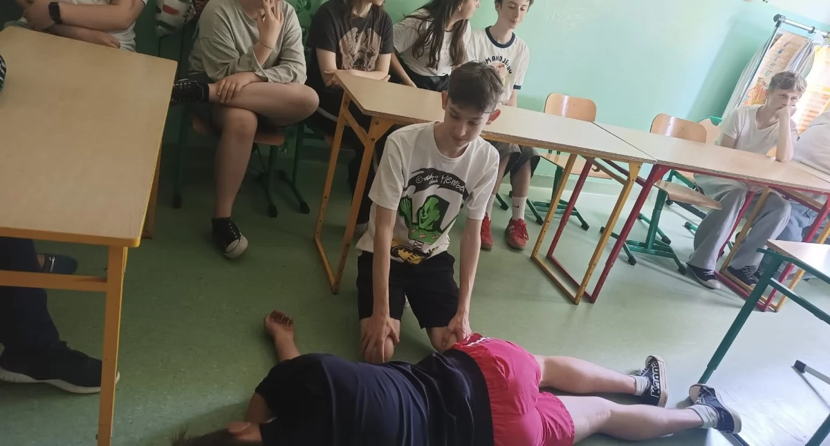Lekcja z żołnierzami w Trębaczewie - jej celem była poprawa bezpieczeństwa wśród uczniów