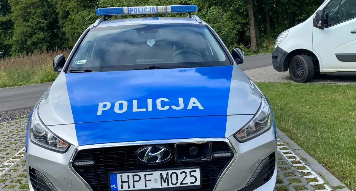 Długi weekend na drogach powiatu pajęczańskiego - sześć zdarzeń drogowych, czterech pijanych kierowców