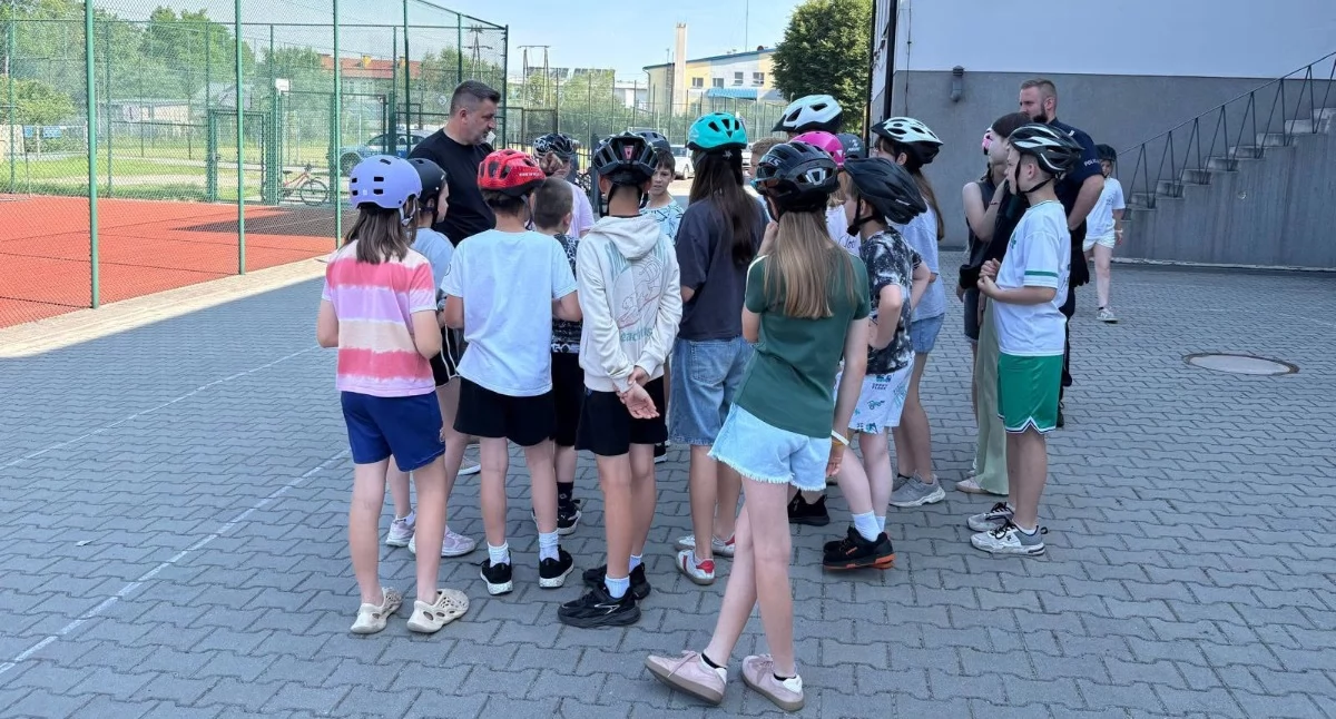 Ważny egzamin w Osjakowie - uczniowie starali się o kartę rowerową 