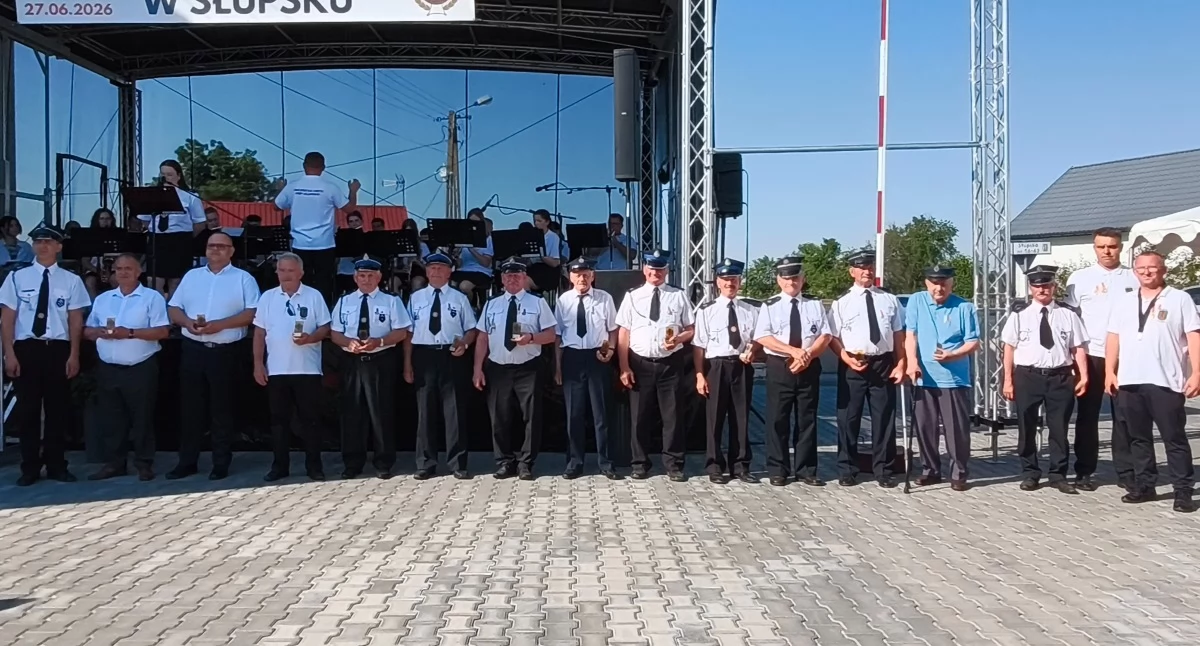 Od wieku na straży bezpieczeństwa: Druhowie z OSP w Słupsku świętowali 100-lecie jednostki