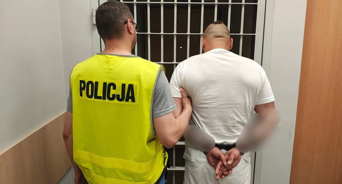 Dla miłości można zrobić wszystko... 36-latek kradł bukiety z kwiatomatów